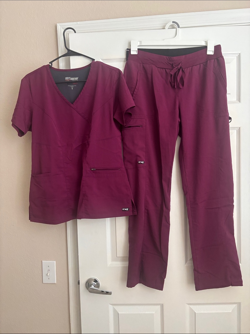 Grey's Anatomy Women's Scrub Set - Burgundy Wine
